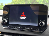 【メーカー9型コネクトナビ】インテリアに溶け込むスタイリッシュな「専用設計」メーカーナビを装備♪視認性や操作性など基本性能にも優れ、より上質なカーライフをお楽しみいただけます。