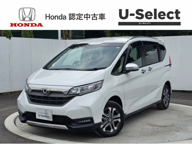 フリード+ 1.5 ハイブリッド クロスター 4WD 