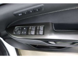 運転席ドアスイッチ回りの画像です