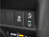◆VSA◆横滑り防止装置が装備されています。コーナーリング時の横すべりを抑える機能と、車両の急激な挙動変化を抑える機能で、安定した走行を実現しています。運転に安心とゆとりが出来ます。