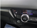 【車屋】として、長く車業界に従事した経験豊富なスタッフが多数在籍しております。
