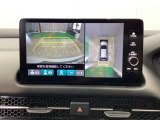 【マルチビューカメラシステム】車両の前後,左右4つのカメラで映した周囲の映像をナビゲーション画面に表示します♪停めにくい駐車場や狭い道路でもドライバーの死角を減らすことで運転をサポート!