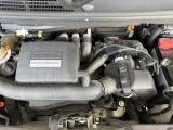 チェーン駆動の、3気筒DOHCエンジンです。