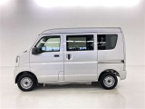 色は人気のシルバーです。
