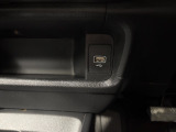 便利な充電用USBジャックも付いています☆周辺機器の充電にご利用頂けます☆