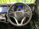 【純正革巻きステアリング】上質な革を使用することで、手にしっかり馴染みとても運転しやすいハンドルです♪