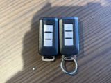 4WD/フルセグTV付きナビ/全方位カメラ/スマートキー/純正エンジンスターター/積込冬タイヤ/シートヒーター/衝突時被害軽減ブレーキ/フルオートエアコン/Bluetooth接続/フルフラットシート