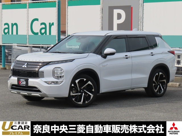 アウトランダー PHEV 2.4 P 4WD
