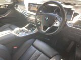 ☆センターパネルを運転席側に僅かに傾けたBMW独特のインパネ☆【駆け抜ける歓び】はここからもスタートしております☆