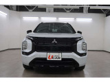 アウトランダー PHEV 2.4 ブラック エディション 4WD 