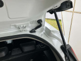 バックドア右根本です。汚れやすい根本もしっかりクリーニングされています