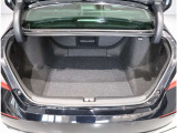 大容量のトランクですゴルフバックも4つ載ります。入れ方はCV3アコードゴルフバックで検索してください