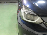 LEDヘッドライトは、点灯の瞬間から光量を発揮し、突然暗くなるトンネルなどでの安定感を高めます。