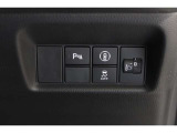 ホンダセンシング搭載!誤発進抑制機能・路外逸脱抑制機能・歩行者事故低減ステアリング・車線維持支援システム・先進車発進お知らせ機能など多彩な先進安全機能でより安全で快適なドライブを支援します。