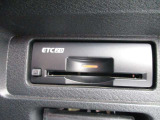 ETC2.0装備♪最近増えてきたスマートインターご利用にも必須です♪ご納車時点ではセットアップした状態でお渡しいたしますので、お客様の方で面倒な手続きは一切ございません!