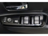 運転席はオート機能付のパワーウィンドウです!