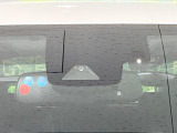【トヨタセーフティセンス】走行中に前方の車両等を認識し、衝突しそうな時は警報とブレーキで衝突回避と被害軽減をアシスト。より安全にドライブをお楽しみいただけます。
