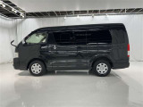 色は人気のブラックマイカです。