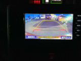 バックカメラが映るので駐車も安心です。