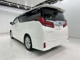 荷物をたっぷり載せて広々ドライビング♪夏でも冬でも、アウトドアやショッピングを思い切り楽しみましょう!