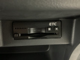 【ETC車載器】もはや必須アイテムのETCを搭載!高速道路のご利用時にとても便利!わずらわしい料金所での現金支払いが不要となりスムーズに通過できます♪