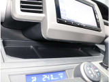 お買い上げ頂きましたお車は、ご納車前に定期点検を実施いたします。さまざまな基準で、お車本体や設備などHONDAディーラー専門スタッフが点検・整備まで行うのでご安心下さい。