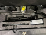 ラゲージ下にはジャッキや工具、パンク修理キットが収納してあります