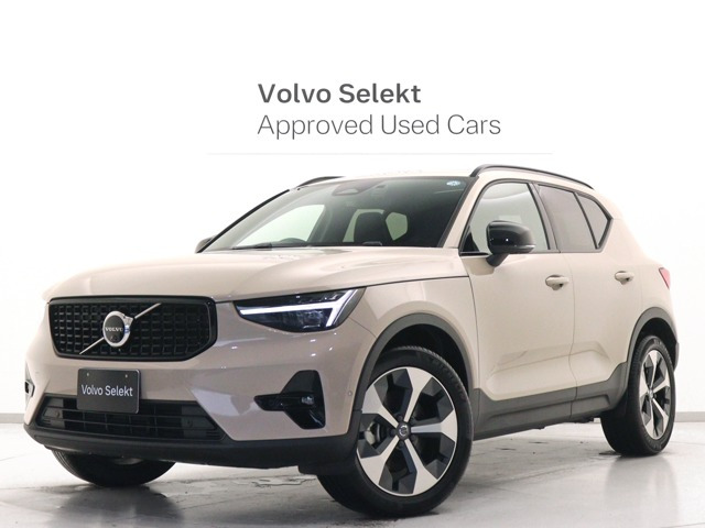 XC40 ウルトラ B4 AWD ダークエディション 4WD 