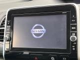 【純正9型ナビ】人気の純正ナビを装備しております。ナビの使いやすさはもちろん、オーディオ機能も充実!キャンプや旅行はもちろん、通勤や買い物など普段のドライブも楽しくなるはず♪