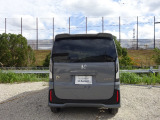 ブライトパック】愛車に深い輝きを与え、メンテナンスを容易にするボディーコートと同時にアルミホイールへのコーティング、ヘッドライトのクリーニング&コーティングをセットにしたおすすめパックです!