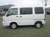 4WD、5速MT、リアヒーター、ABS、エアバック、キーレス!ご来店の際は、在庫確認の上お越しくださいますようお願いします。
