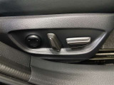パワーシート搭載。微妙な調整が手軽にでき、ピッタリなポジションで運転することが可能です。