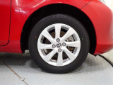 純正アルミホイール 185/65R15