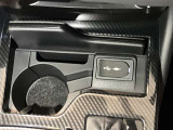 USB機器とオーディオ接続が可能です