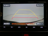 バックガイドモニターで、後方を確認しながら安心して駐車することができます。運転初心者も熟練者も必須の機能ですよ!
