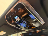 メルセデス・ベンツの定める厳しい基準をクリアしたお車のみをご案内させて頂きます。納車前整備はメーカー規定に基づき100項目以上にも及ぶ点検を熟練のメカニックによって行いご納車させて頂きます。
