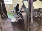 納車前にはプロのメカニックが点検、整備を行いますので安心してお乗り頂けます!!