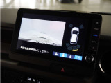 ◆リアワイドカメラシステム◆3種類の表示で後方確認をサポート♪セレクトレバーを「R」の位置に入れるとカメラ画像に切り替え。ノーマルビューでは従来のリアカメラと同様の標準的なビューで表示します!