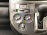 【コーティング/ガードコスメSP】好評のコーティング施工で愛車のボディをケアしませんか?紫外線や酸性雨等の劣化によって塗装面の光沢の消失や塗装の剥離を防ぎます!