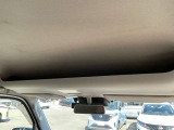 天井には荷物入れるスペースがございます。