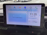 カロッツェリアのディスプレイオーディオがついています