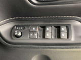 パワーウインドウスイッチ、いたずら防止・挟みこみ防止に、ウインドウロックスイッチを使用ください。便利な電動可倒式ミラースイッチ、集中ドアロックスイッチ