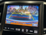【バックカメラ】運転席から画面上で安全確認ができます。駐車が苦手な方にもオススメな便利機能です。