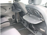 弊社でお車をご購入頂いたお客様は、一部車種を除いて【オイル交換永久無料】となっております。※詳細はスタッフまでお問合せ下さい。
