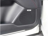 【BOSEサウンド】BOSE社との共同開発により室内空間に最適な音響チューニングを施し、クリアで臨場感のあるダイナミックサウンドをお楽しみいただけます。