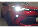 話題のLEDヘッドランプが採用されております! 省電力で長寿命、しかもとても明るく熱くなりにくい性質を持ったライトになります。虫も寄ってきにくい性質も持っております。