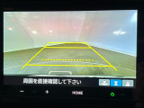 駐車時に便利なバックカメラを装着しています。