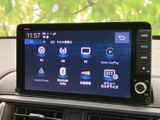 テレビの選択項目を画面から確認でき、停車中にテレビ番組を視聴できます。ラジオやスマートフォン連携などのメニューも並び、用途に合わせて音源や表示を選びやすい装備です。