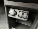 シートヒーター装備付き車!!座席に埋め込まれた電熱線によりシートを暖めることが出来る装備で、温めたられたシートは、寒い冬には最適です!!