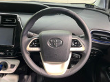 【ステアリングスイッチ】運転中、前方から目線をそらすことなく、オーディオ等の操作が可能な便利機能!安心&快適なドライブを演出してくれます♪